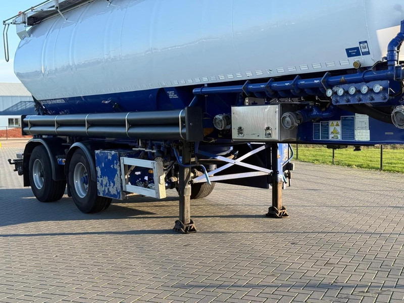 Feldbinder EUT 45.2 VERWEEG TRAILER, CITY, ACHTERAS GESTUURD, 45,2 KUUB, 7 VAKKEN. - Полуприцеп-цистерна: фото 4 Feldbinder EUT 45.2 VERWEEG TRAILER, CITY, ACHTERAS GESTUURD, 45,2 KUUB, 7 VAKKEN. - Полуприцеп-цистерна: фото 4