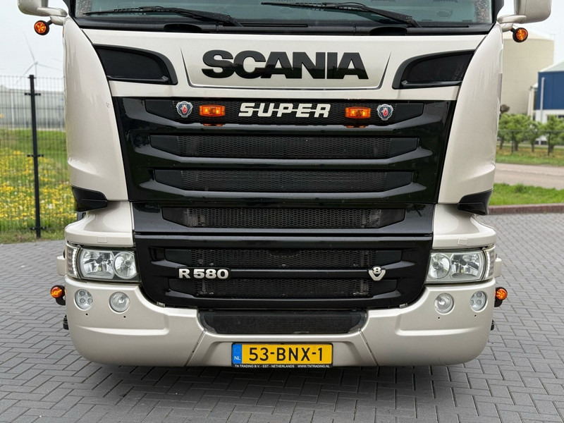 Scania R 580 SHOWTRUCK, VOLLUCHT, VOL SPOILER, RETARDER, SCHUIFSCHOTEL. - Тягач: фото 5 Scania R 580 SHOWTRUCK, VOLLUCHT, VOL SPOILER, RETARDER, SCHUIFSCHOTEL. - Тягач: фото 5