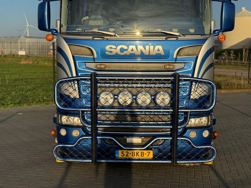 Scania R450 SHOW TRUCK, FULL AIR, SPECIAL INTERIOR, RETARDER, PTO. - Тягач: фото 4 Scania R450 SHOW TRUCK, FULL AIR, SPECIAL INTERIOR, RETARDER, PTO. - Тягач: фото 4