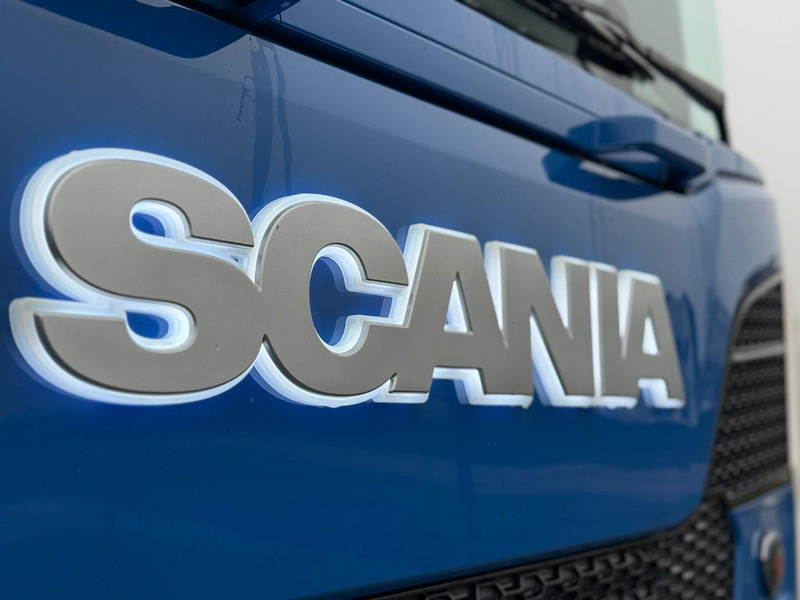 Scania S500 2.95WB, VOLLUCHT, LEER, TOPSTAAT, RETARDER, OMVORMER. - Тягач: фото 4 Scania S500 2.95WB, VOLLUCHT, LEER, TOPSTAAT, RETARDER, OMVORMER. - Тягач: фото 4