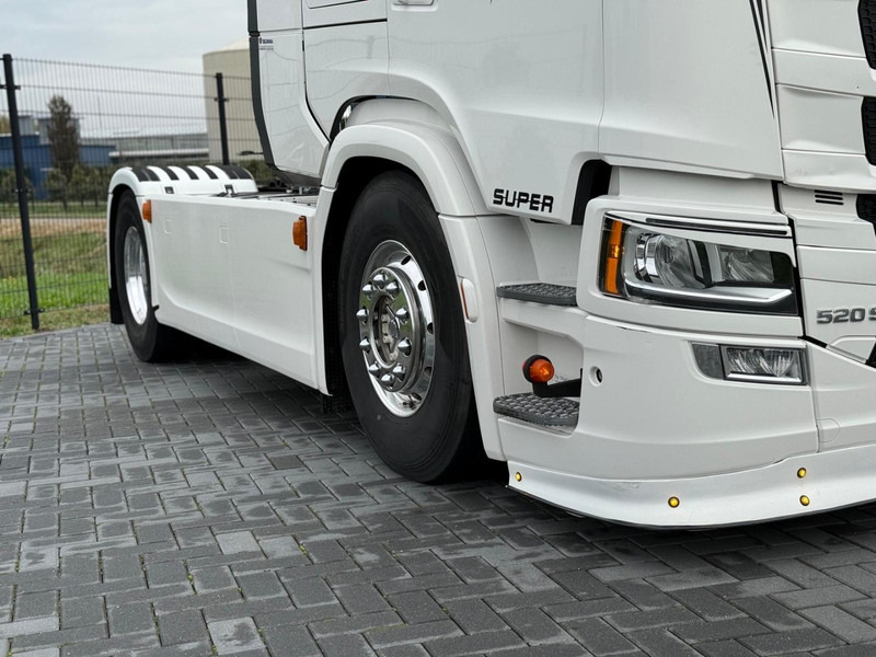 Scania S520 V8 NGS FULL SPOILER, PARK COOLER, FULL AIR, RETARDER, 6 BALLOONS. - Тягач: фото 5 Scania S520 V8 NGS FULL SPOILER, PARK COOLER, FULL AIR, RETARDER, 6 BALLOONS. - Тягач: фото 5