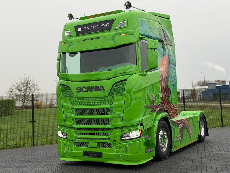 Scania S520 V8 NGS SHOWTRUCK, VOLLUCHT, SMART2 TACHO, PARK COOL, RETARDER, TOPSTAAT. - Тягач: фото 5 Scania S520 V8 NGS SHOWTRUCK, VOLLUCHT, SMART2 TACHO, PARK COOL, RETARDER, TOPSTAAT. - Тягач: фото 5