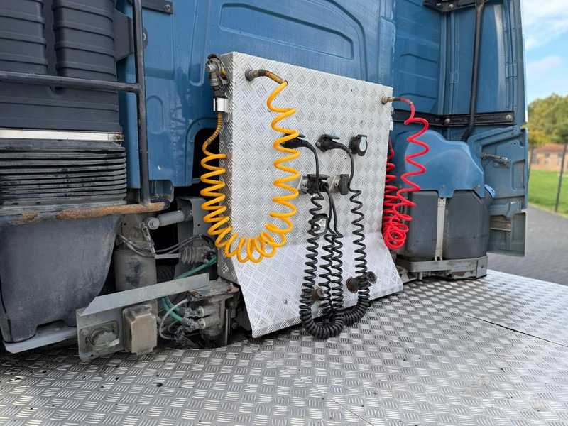 Тягач Volvo FH16.650 VOLLUCHT, HYDRAULIEK, SHOW INTERIEUR, DYNAMIC STEERING.: фото 16 Тягач Volvo FH16.650 VOLLUCHT, HYDRAULIEK, SHOW INTERIEUR, DYNAMIC STEERING.: фото 16