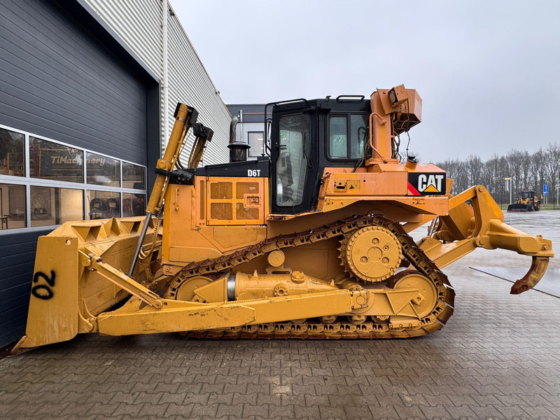 Caterpillar D6T - Бульдозер: фото 1 Caterpillar D6T - Бульдозер: фото 1