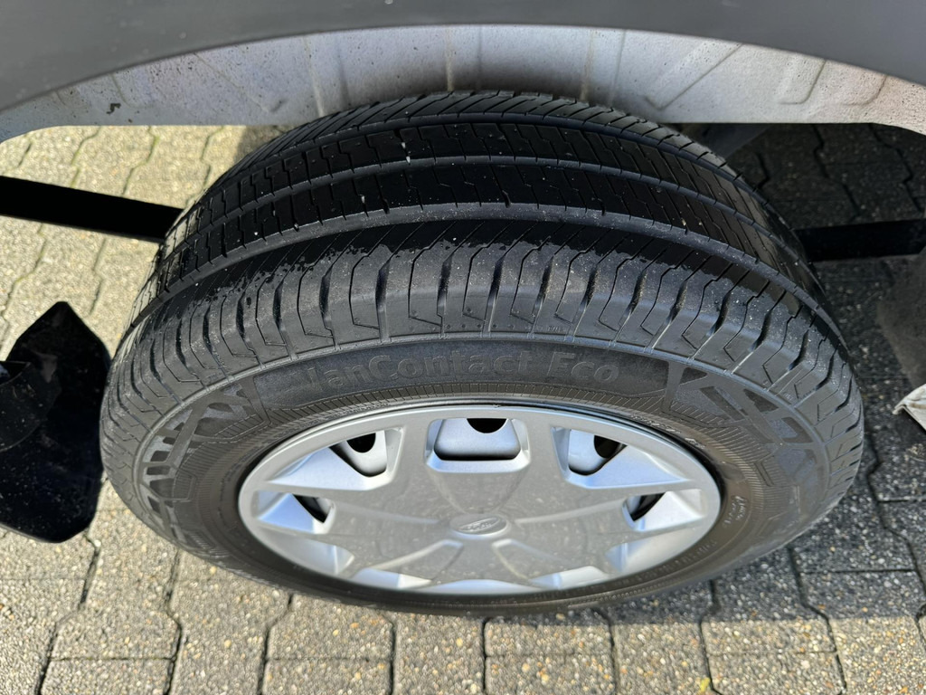 Ford Transit-290 2.0 TDCI L2H2 Trend Airco Cruise Pdc 3 Zitplaatsen Usb Laadruimte beveiliging - Цельнометаллический фургон: фото 5 Ford Transit-290 2.0 TDCI L2H2 Trend Airco Cruise Pdc 3 Zitplaatsen Usb Laadruimte beveiliging - Цельнометаллический фургон: фото 5