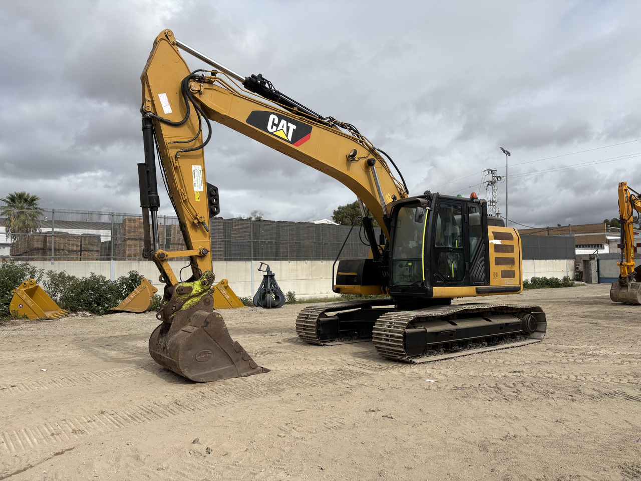 CATERPILLAR 320EL RR - Гусеничный экскаватор: фото 1 CATERPILLAR 320EL RR - Гусеничный экскаватор: фото 1