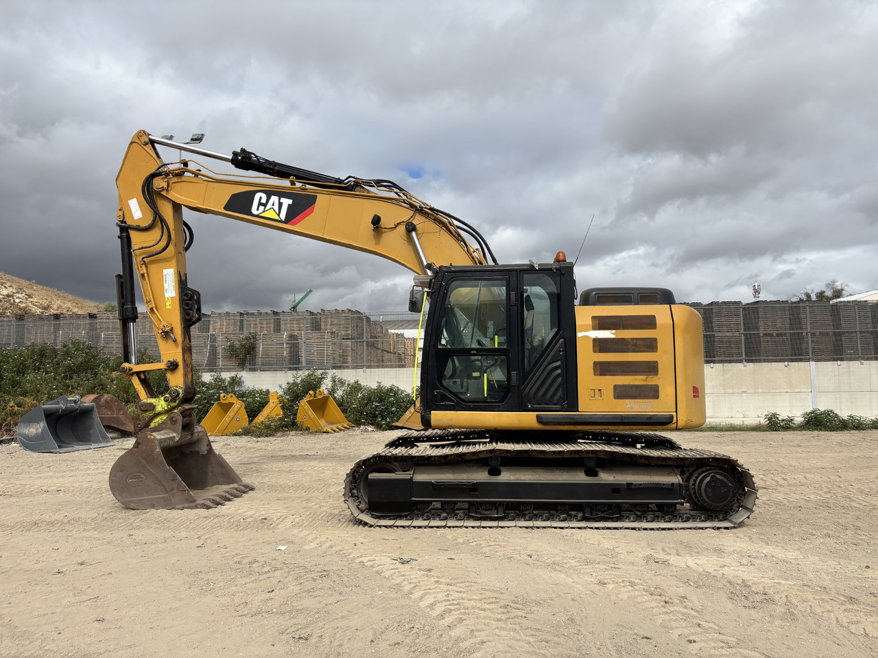 CATERPILLAR 320EL RR - Гусеничный экскаватор: фото 2 CATERPILLAR 320EL RR - Гусеничный экскаватор: фото 2
