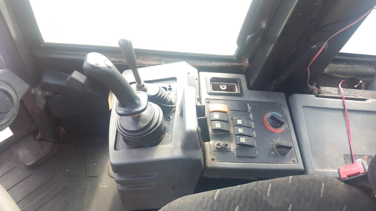 Колёсный погрузчик Caterpillar IT28G2: фото 7 Колёсный погрузчик Caterpillar IT28G2: фото 7