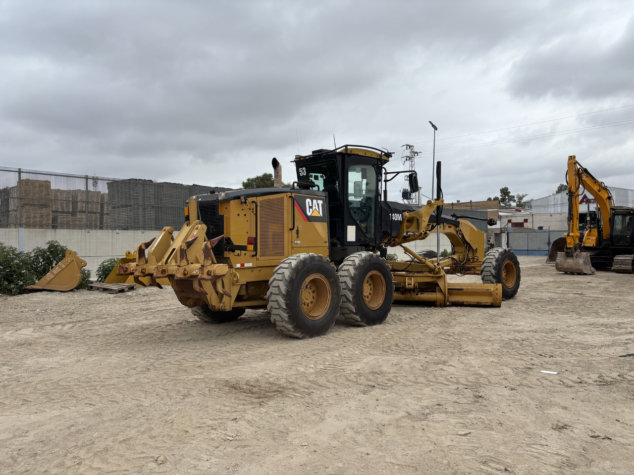 CATERPILLAR 140M - Строительная техника: фото 5 CATERPILLAR 140M - Строительная техника: фото 5