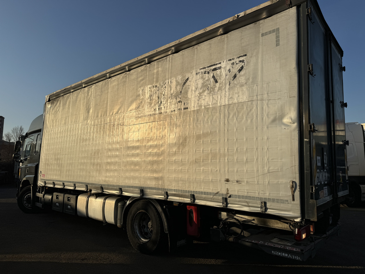 DAF Cf 330 - Тентованный грузовик: фото 4 DAF Cf 330 - Тентованный грузовик: фото 4