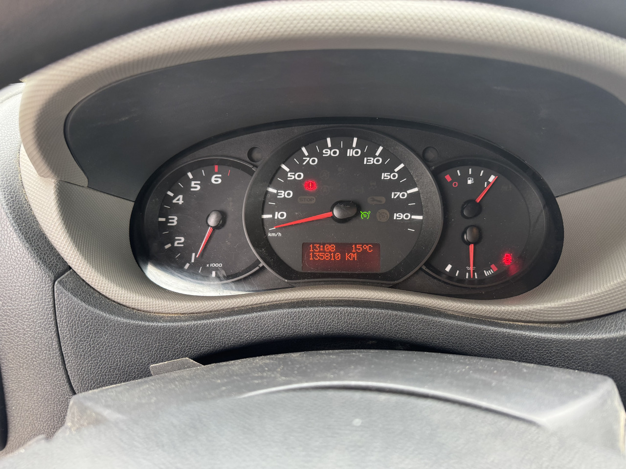 Малотоннажный самосвал Renault Master dci 165: фото 13 Малотоннажный самосвал Renault Master dci 165: фото 13