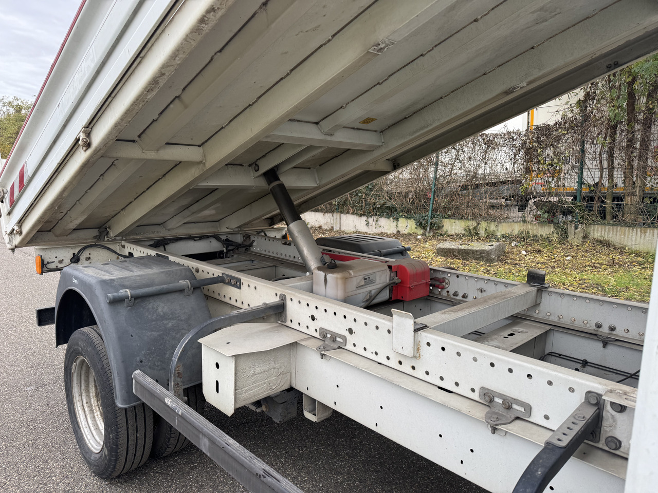 Малотоннажный самосвал Renault Master dci 165: фото 7 Малотоннажный самосвал Renault Master dci 165: фото 7