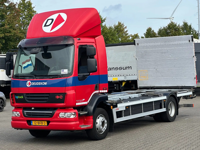 DAF Hytruck C16E 4x2 BDF/ Volledig Elektrisch / Laadklep / Apk 07-2026! - Грузовик-контейнеровоз/ Сменный кузов, Электрогрузовик: фото 1 DAF Hytruck C16E 4x2 BDF/ Volledig Elektrisch / Laadklep / Apk 07-2026! - Грузовик-контейнеровоз/ Сменный кузов, Электрогрузовик: фото 1