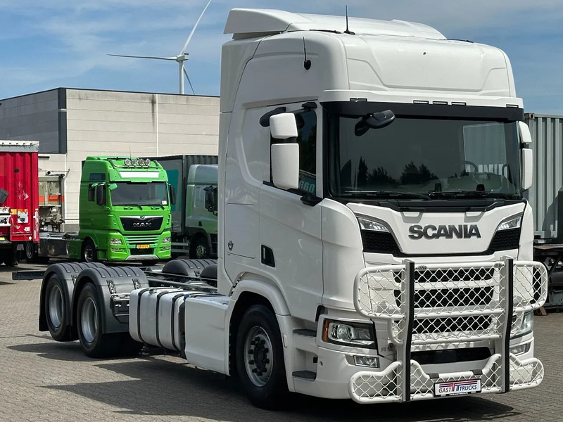 Scania R660 V8 6x4 Chassis with Lift-Axle / Retarder / Wb 4.75 / Full Air / 2 Tank - Грузовик-шасси: фото 2 Scania R660 V8 6x4 Chassis with Lift-Axle / Retarder / Wb 4.75 / Full Air / 2 Tank - Грузовик-шасси: фото 2