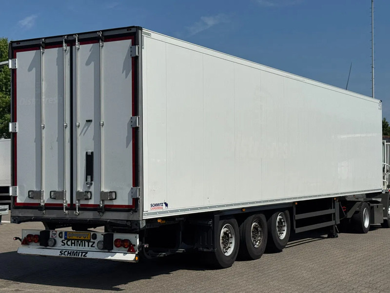 Schmitz Cargobull Carrier Vector 1550 / Rotos Disc / Lift-Axle / APK - Полуприцеп-рефрижератор: фото 4 Schmitz Cargobull Carrier Vector 1550 / Rotos Disc / Lift-Axle / APK - Полуприцеп-рефрижератор: фото 4
