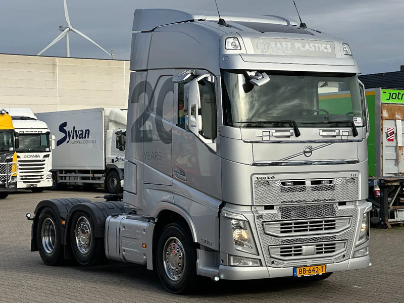 Volvo FH 500 6x2/4 Euro 6 Globetrotter 2 Tank *TOP* - Тягач: фото 3 Volvo FH 500 6x2/4 Euro 6 Globetrotter 2 Tank *TOP* - Тягач: фото 3