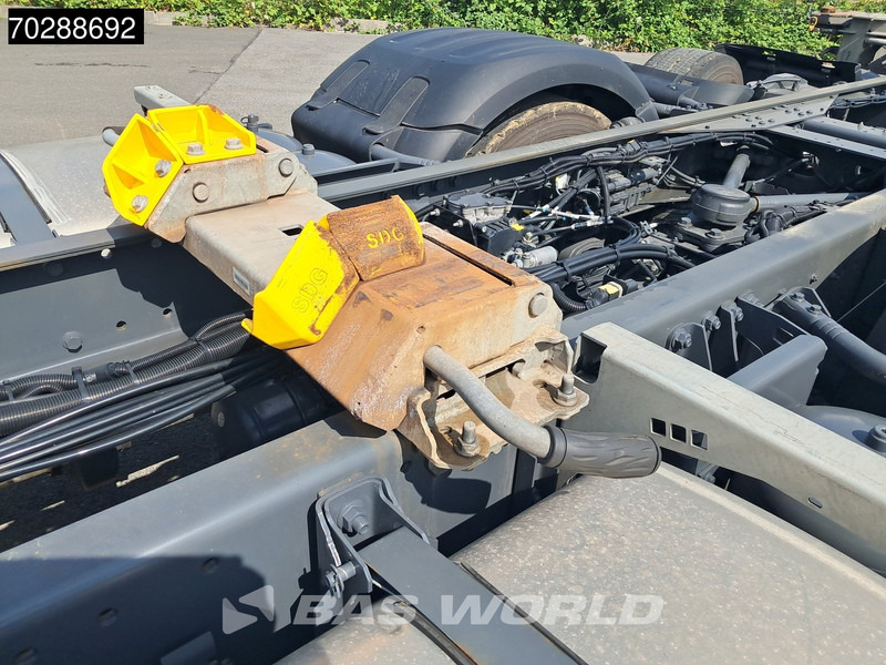 Грузовик-контейнеровоз/ Сменный кузов DAF XG 480 6X2 BDF 2xTanks Lift+lenkasche Automatic ACC LED Euro 6: фото 17
