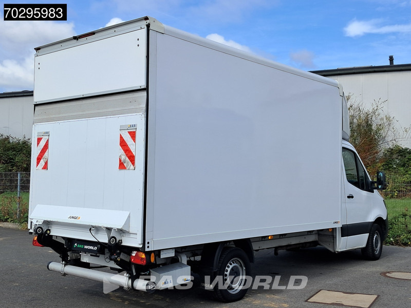 Фургон с закрытым кузовом Mercedes-Benz Sprinter 317 CDI Automatik Ladebordwand 170PS Koffer Klimaanlage Kamera Euro6 Möbelkasten A/C: фото 6