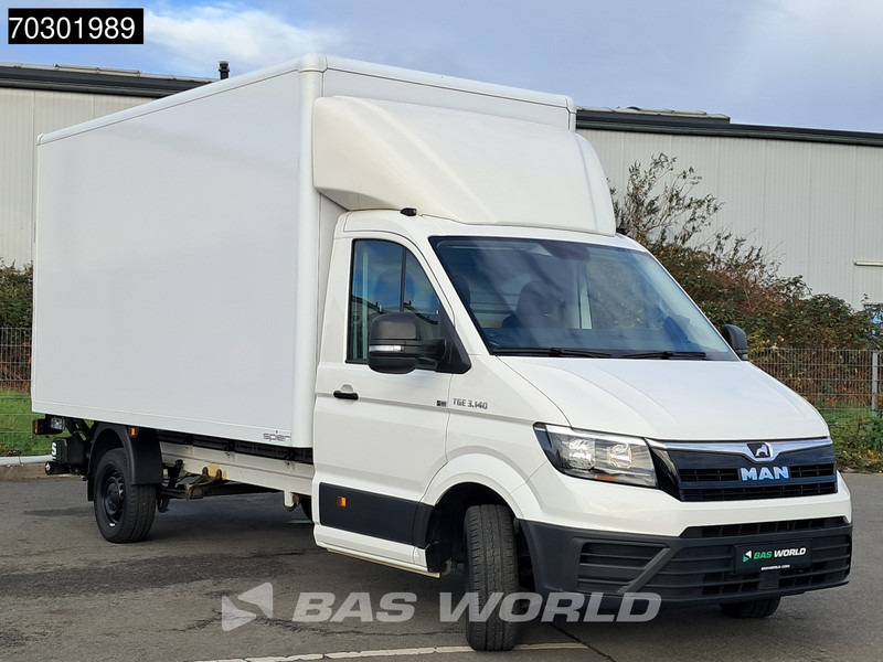 Volkswagen Crafter 140pk Ladebordwand Automatik 140PS Koffer Kamera Tempomat Klima Euro6 A/C Cruise control - Фургон с закрытым кузовом: фото 5 Volkswagen Crafter 140pk Ladebordwand Automatik 140PS Koffer Kamera Tempomat Klima Euro6 A/C Cruise control - Фургон с закрытым кузовом: фото 5