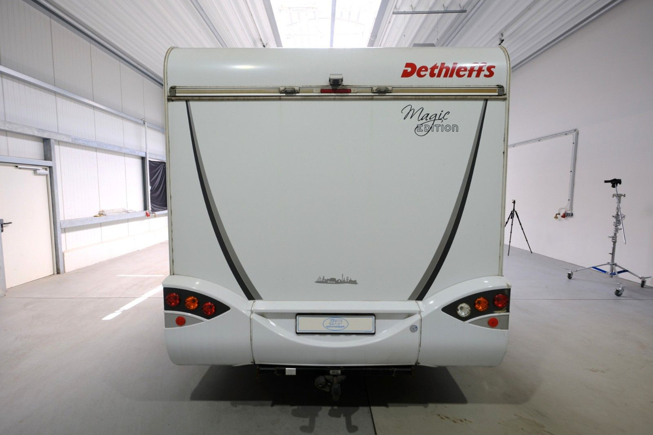 Dethleffs T 001 Magic Edition White/Einzelbetten/Solar - Полуинтегрированный автодом: фото 3 Dethleffs T 001 Magic Edition White/Einzelbetten/Solar - Полуинтегрированный автодом: фото 3