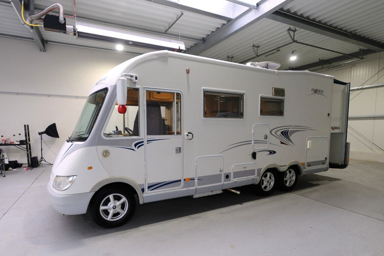 Frankia I 650 QS HolidayClass/Festbett+Hubbett/Klima/DPF - Интегрированный автодом: фото 2 Frankia I 650 QS HolidayClass/Festbett+Hubbett/Klima/DPF - Интегрированный автодом: фото 2