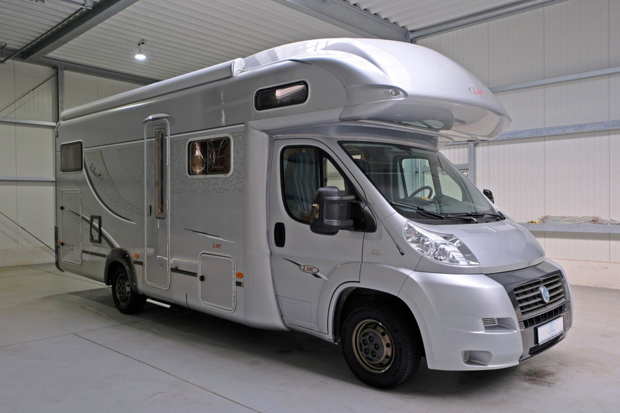 LMC Liberty A 700 G/ Festbett/Garage/6 Schlafplätze - Альковный автодом: фото 1 LMC Liberty A 700 G/ Festbett/Garage/6 Schlafplätze - Альковный автодом: фото 1