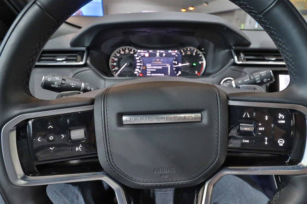 Внедорожник Land Rover Range Rover Velar 300 R-Dynamic SE: фото 28