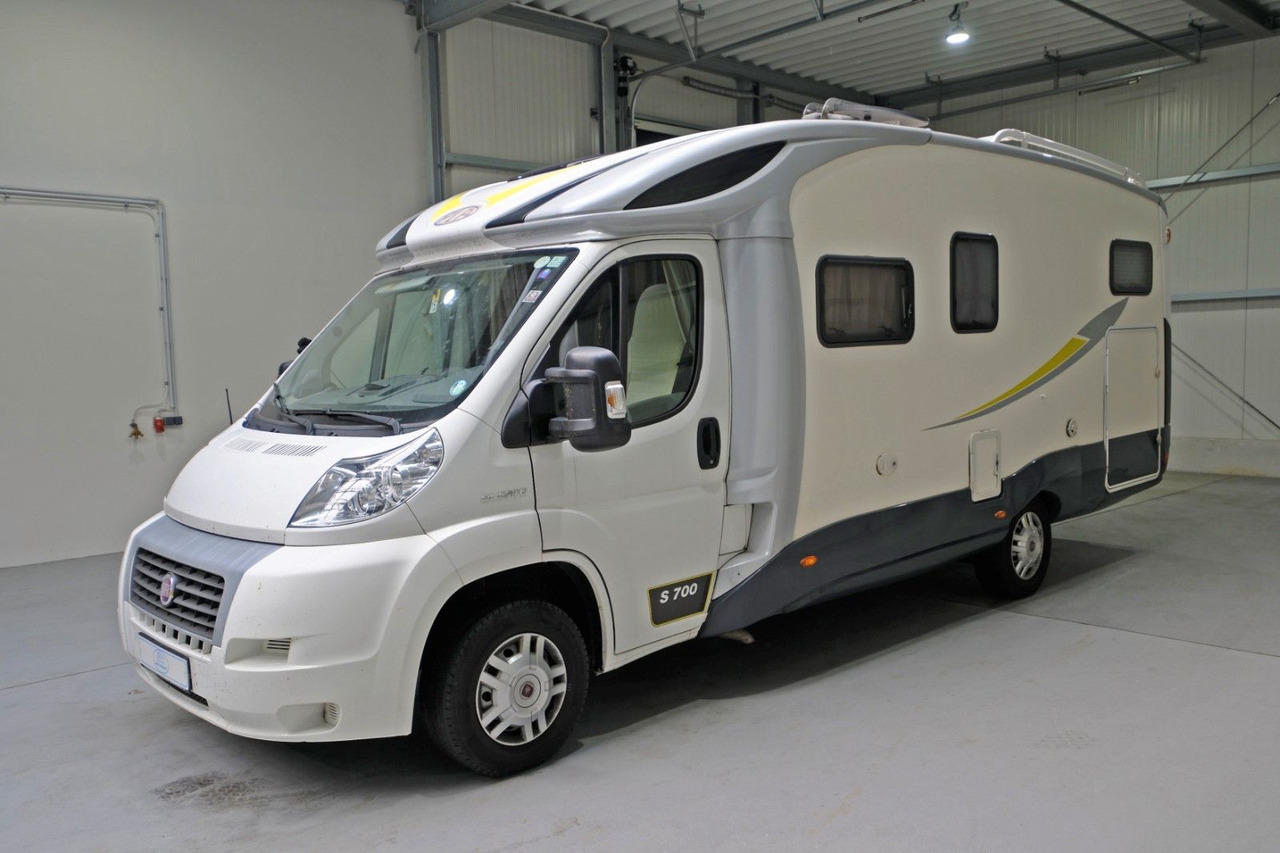 P.L.A. S 700/Festbett/Garage/Klima/Solar/Markise - Альковный автодом: фото 2 P.L.A. S 700/Festbett/Garage/Klima/Solar/Markise - Альковный автодом: фото 2
