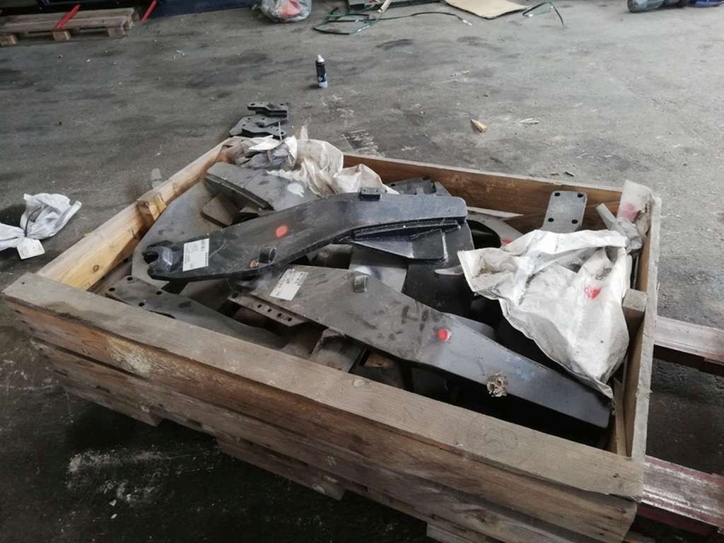 Quicke zu John Deere 6020-6420 (13865) - Навесное оборудование для Тракторов: фото 3 Quicke zu John Deere 6020-6420 (13865) - Навесное оборудование для Тракторов: фото 3