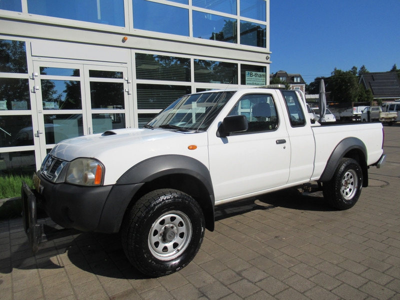 Nissan Navara 2.5 DTi King Cab 4-L.Lux. 1,5CAB PICK-UP - Коммерческий автомобиль: фото 2 Nissan Navara 2.5 DTi King Cab 4-L.Lux. 1,5CAB PICK-UP - Коммерческий автомобиль: фото 2