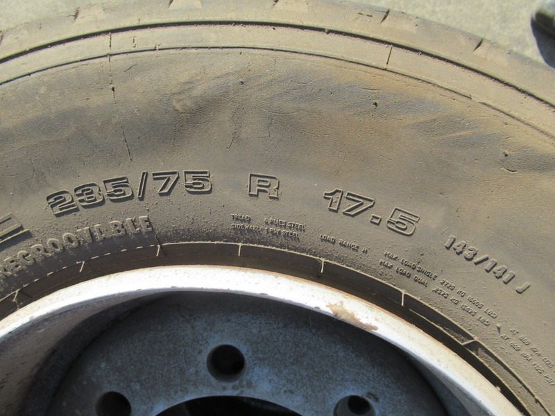 MEFRO 4 x Velg 17.5x6.75 + band Veldhuizen - Колесо для Грузовиков: фото 3 MEFRO 4 x Velg 17.5x6.75 + band Veldhuizen - Колесо для Грузовиков: фото 3