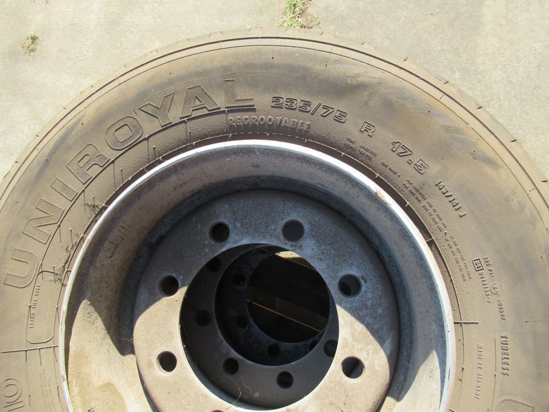 MEFRO 4 x Velg 17.5x6.75 + band Veldhuizen - Колесо для Грузовиков: фото 2 MEFRO 4 x Velg 17.5x6.75 + band Veldhuizen - Колесо для Грузовиков: фото 2