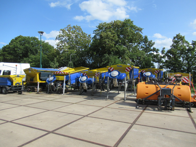 Разбрасыватель песка/ Соли NIDO STRATOS B08-24 VAXN Zoutstrooier HYDRO 0,8M3 Salzstreuer: фото 7