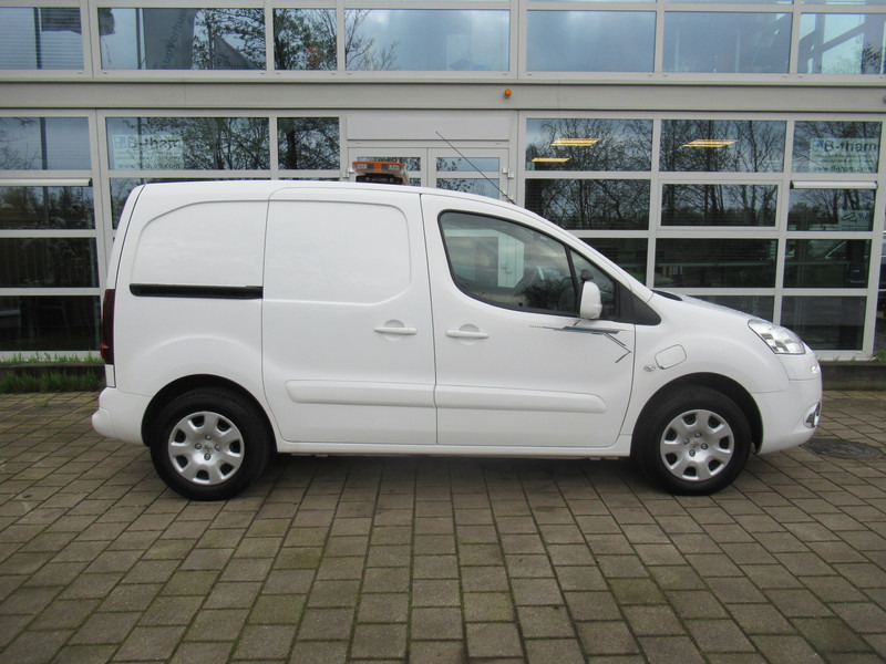 Peugeot Partner Full Electric Venturi Origin 3-Zit / Seat - Легковой фургон, Электрический фургон: фото 2 Peugeot Partner Full Electric Venturi Origin 3-Zit / Seat - Легковой фургон, Электрический фургон: фото 2