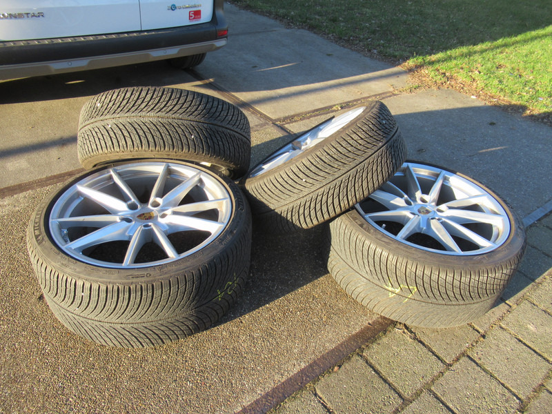 Porsche 911 992 20-/21 Carrera S Winterbanden Set Wielen - Колесо для Легковых автомобилей: фото 3 Porsche 911 992 20-/21 Carrera S Winterbanden Set Wielen - Колесо для Легковых автомобилей: фото 3