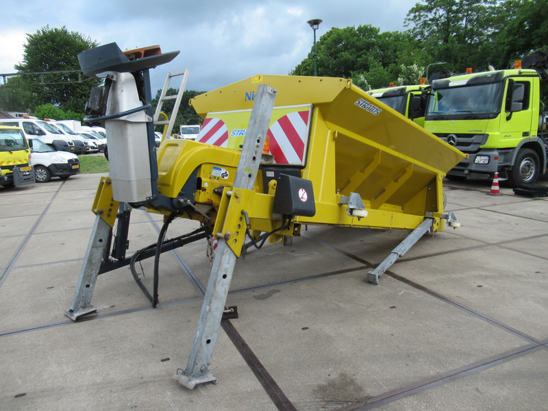 Schmidt NIDO STRATOS B40-36 PAL ROTO-power Salzstreuer Saltspreader Zoutstrooier - Разбрасыватель песка/ Соли: фото 3 Schmidt NIDO STRATOS B40-36 PAL ROTO-power Salzstreuer Saltspreader Zoutstrooier - Разбрасыватель песка/ Соли: фото 3