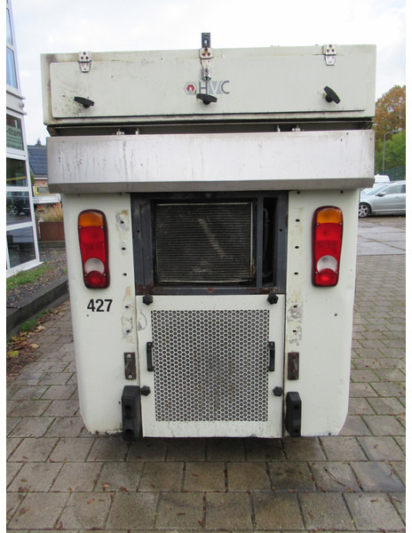 Подметально-уборочная машина TENNANT HMF 214 Veegmachine, DEFECT / FOR PARTS: фото 20