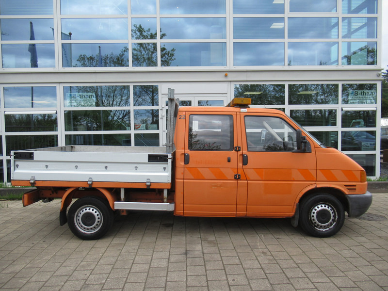 Volkswagen Transporter T4 1.9 TD 50KW 332 DOKA Dubbelcabine - Малотоннажный бортовой грузовик, Грузопассажирский фургон: фото 2 Volkswagen Transporter T4 1.9 TD 50KW 332 DOKA Dubbelcabine - Малотоннажный бортовой грузовик, Грузопассажирский фургон: фото 2