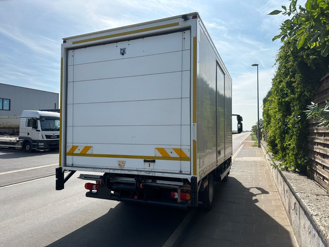 Iveco Eurocargo 75E19*Euro6*Aut*Koffer*LBW 1000kg** Iveco Eurocargo 75E19/Tüv neu/Koffer/LBW 1000kg/ - Грузовик с закрытым кузовом: фото 5 Iveco Eurocargo 75E19*Euro6*Aut*Koffer*LBW 1000kg** Iveco Eurocargo 75E19/Tüv neu/Koffer/LBW 1000kg/ - Грузовик с закрытым кузовом: фото 5