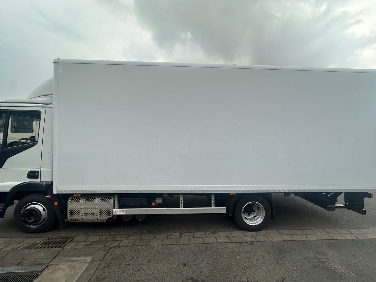 Iveco Eurocargo 75E210/Koffer/LBW 1000Kg/Automatik/ - Фургон с закрытым кузовом: фото 4 Iveco Eurocargo 75E210/Koffer/LBW 1000Kg/Automatik/ - Фургон с закрытым кузовом: фото 4