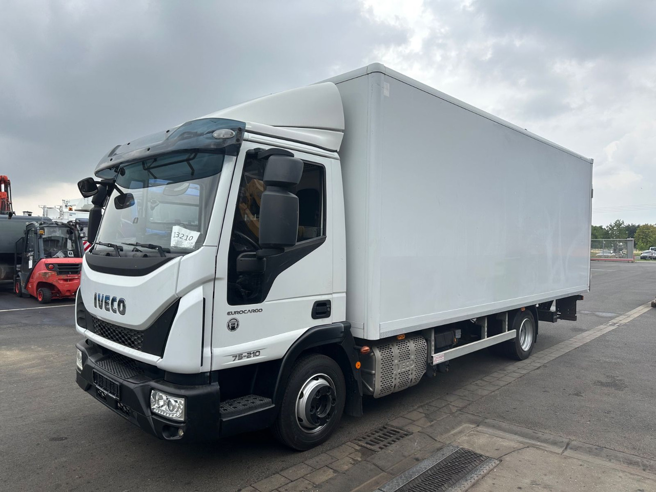 Iveco Eurocargo 75E210/Koffer/LBW 1000Kg/Automatik/ - Фургон с закрытым кузовом: фото 1 Iveco Eurocargo 75E210/Koffer/LBW 1000Kg/Automatik/ - Фургон с закрытым кузовом: фото 1