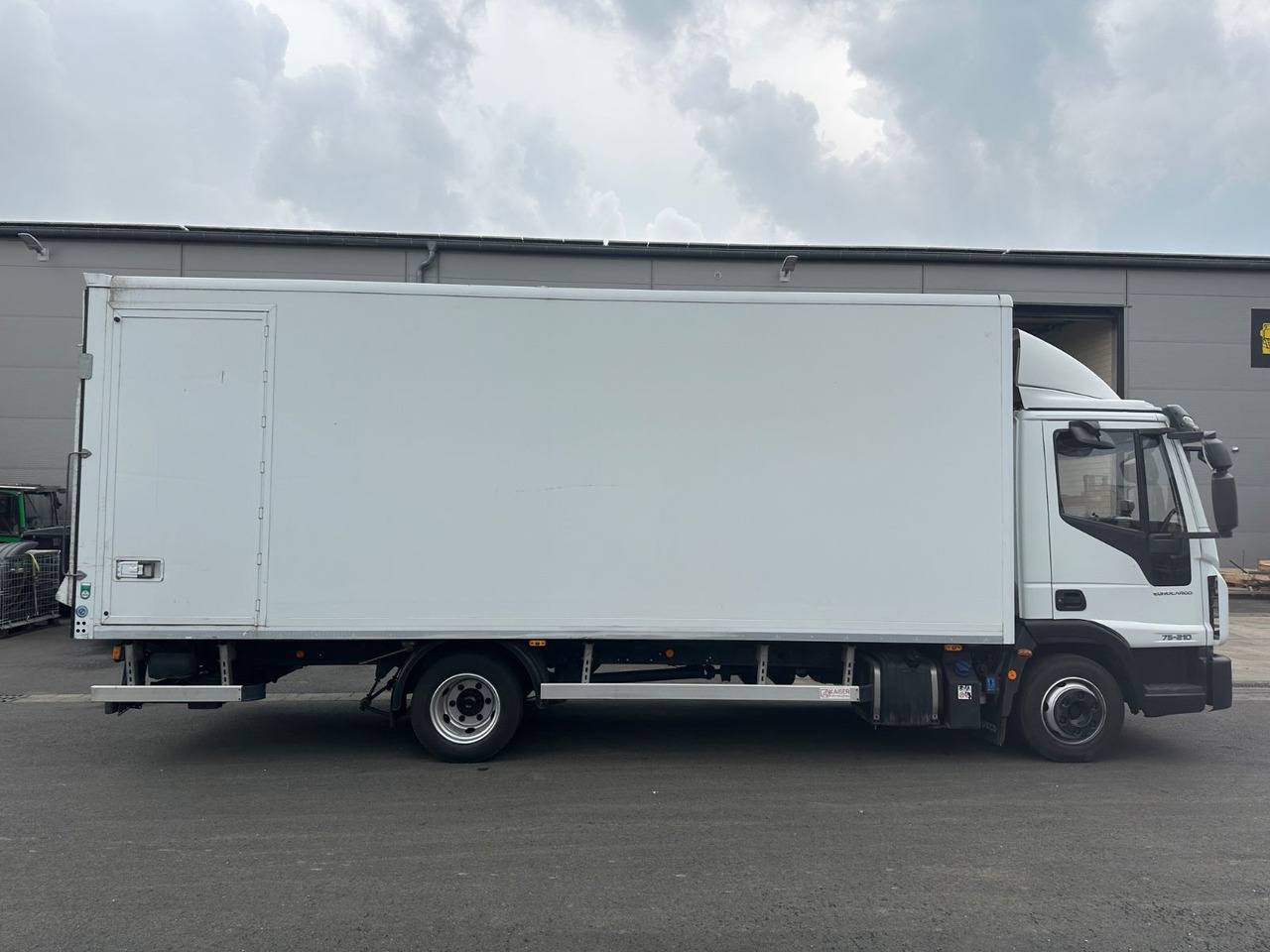 Iveco Eurocargo 75E210/Koffer/LBW 1000Kg/Automatik/ - Фургон с закрытым кузовом: фото 3 Iveco Eurocargo 75E210/Koffer/LBW 1000Kg/Automatik/ - Фургон с закрытым кузовом: фото 3