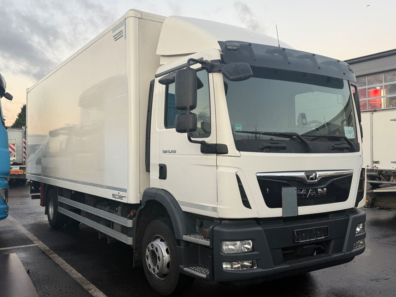 MAN TGM 15.250 Autom., Klima, Palfinger MBB, TOP - Грузовик с закрытым кузовом: фото 3 MAN TGM 15.250 Autom., Klima, Palfinger MBB, TOP - Грузовик с закрытым кузовом: фото 3