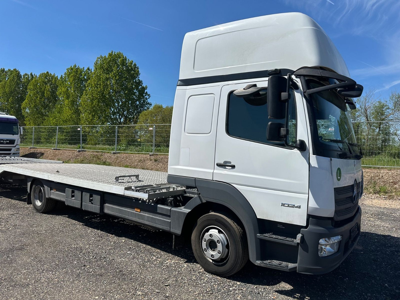 Mercedes-Benz Atego 1024 Flachzug 2-Bett Winde VDI2700 - Автовоз: фото 3 Mercedes-Benz Atego 1024 Flachzug 2-Bett Winde VDI2700 - Автовоз: фото 3