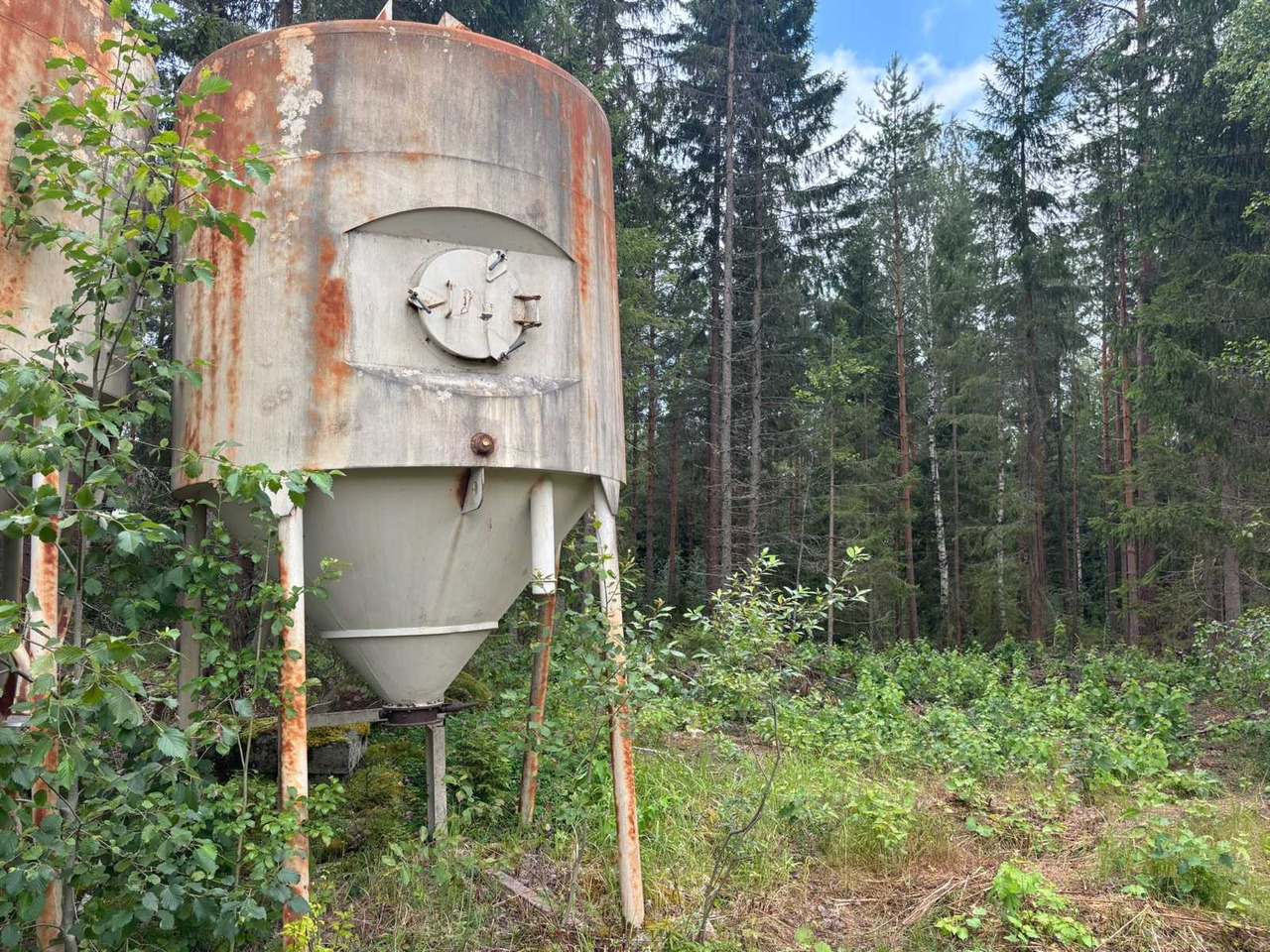 Silo approx. 12m3 - Оборудование для хранения: фото 1 Silo approx. 12m3 - Оборудование для хранения: фото 1