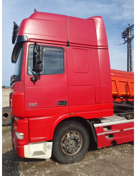 DAF XF 95.430 - Тягач: фото 4 DAF XF 95.430 - Тягач: фото 4