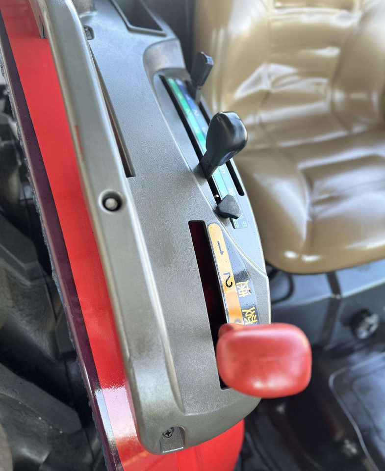 Yanmar EF222 - Трактор: фото 3 Yanmar EF222 - Трактор: фото 3