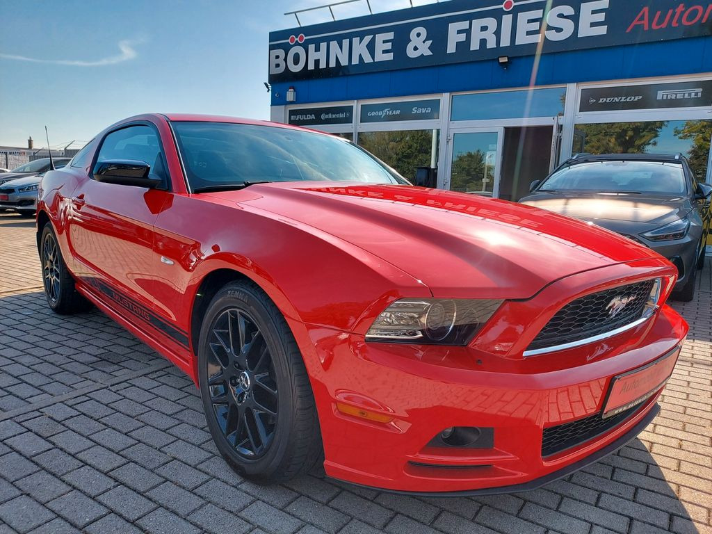 Ford Mustang 3.7 Automatik Xenon el. Sitze - Легковой автомобиль: фото 1 Ford Mustang 3.7 Automatik Xenon el. Sitze - Легковой автомобиль: фото 1