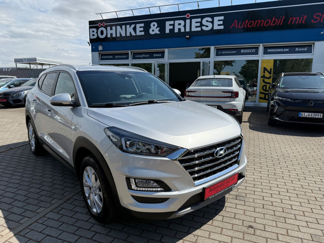 Hyundai Tucson Trend 2WD SHZ KLIMAA. PDC NAVI TEMPOMAT - Внедорожник: фото 1 Hyundai Tucson Trend 2WD SHZ KLIMAA. PDC NAVI TEMPOMAT - Внедорожник: фото 1