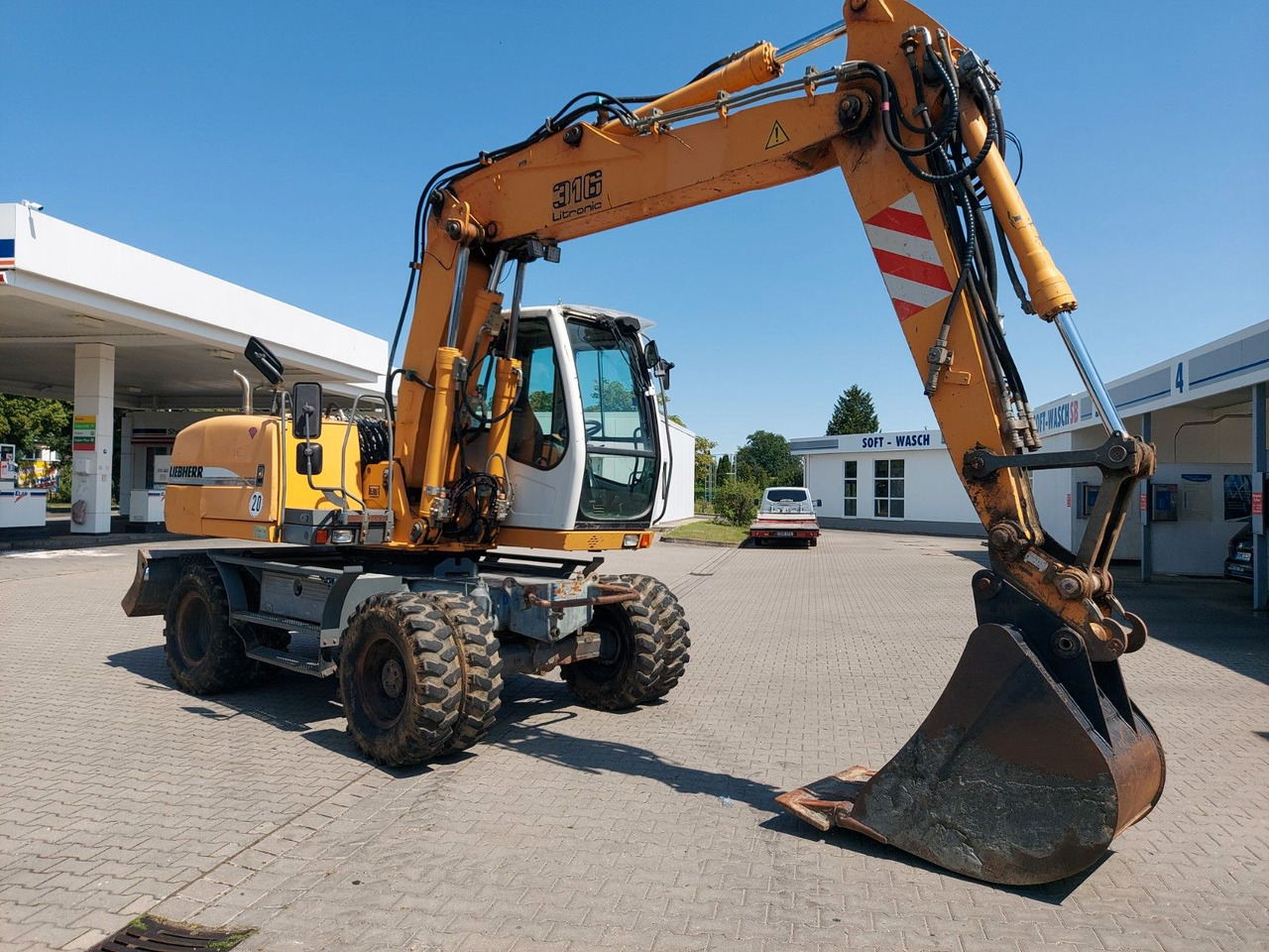 Liebherr A 316 LITRONIC TL + 2005 DEUTZ 13400 STD. Liebherr A 316 LITRONIC TL + 2005 DEUTZ 13400 STD. - Колёсный экскаватор: фото 3 Liebherr A 316 LITRONIC TL + 2005 DEUTZ 13400 STD. Liebherr A 316 LITRONIC TL + 2005 DEUTZ 13400 STD. - Колёсный экскаватор: фото 3